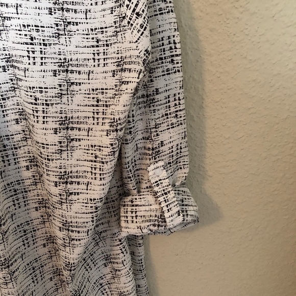 MOON Ivory\Black Print Top/ Tunic - Picture 6 of 6